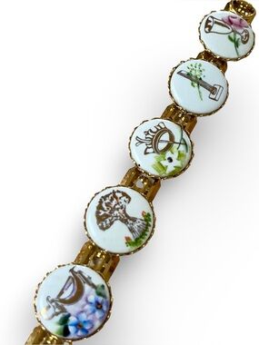 Vintage Daughters of Rebekah IOOF Cabochon Gold Tone Porcelain Bracelet